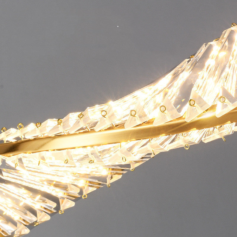Lumi Cristalline Chandelier
